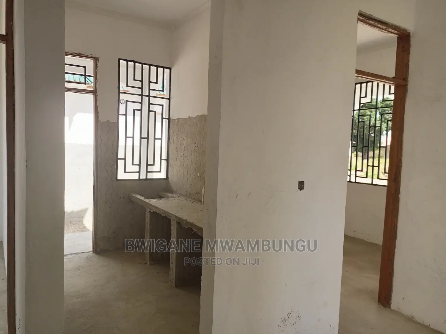 3bdrm Apartment in Mwambungu Broker, Mbagala for sale