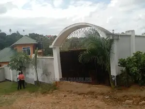 4bdrm Mansion in Kimara for sale