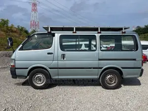Toyota HiAce 2003 Green