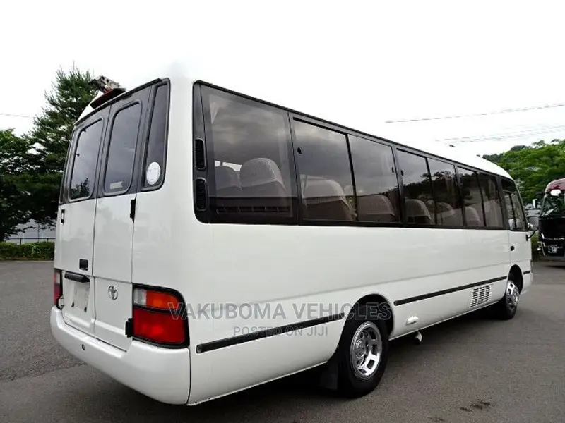 Toyota Coaster 1998 White