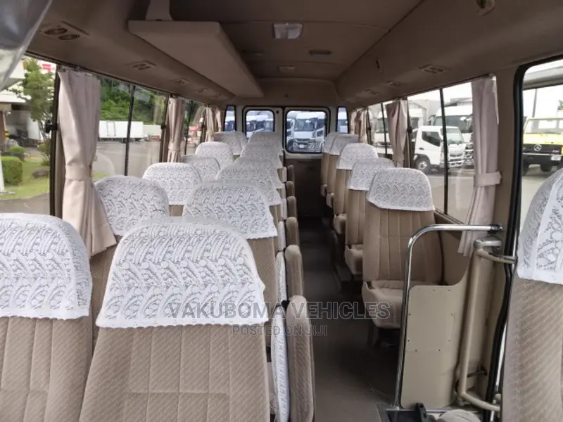 Toyota Coaster 1998 White