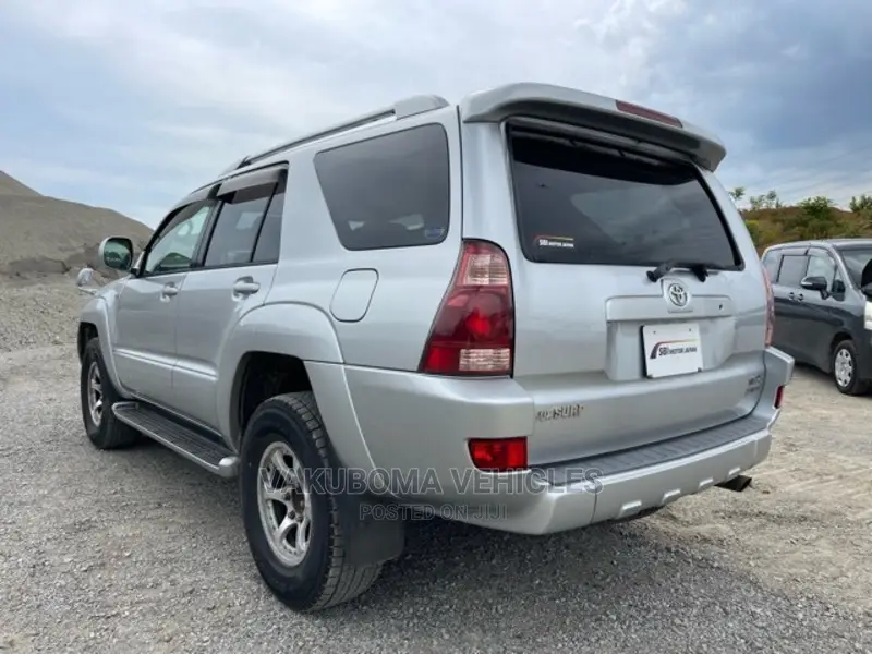 Toyota Hilux Surf 2004 Silver