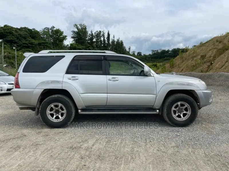 Toyota Hilux Surf 2004 Silver