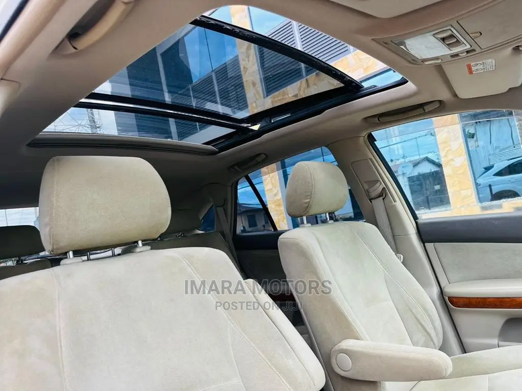 Toyota Harrier 2005 White