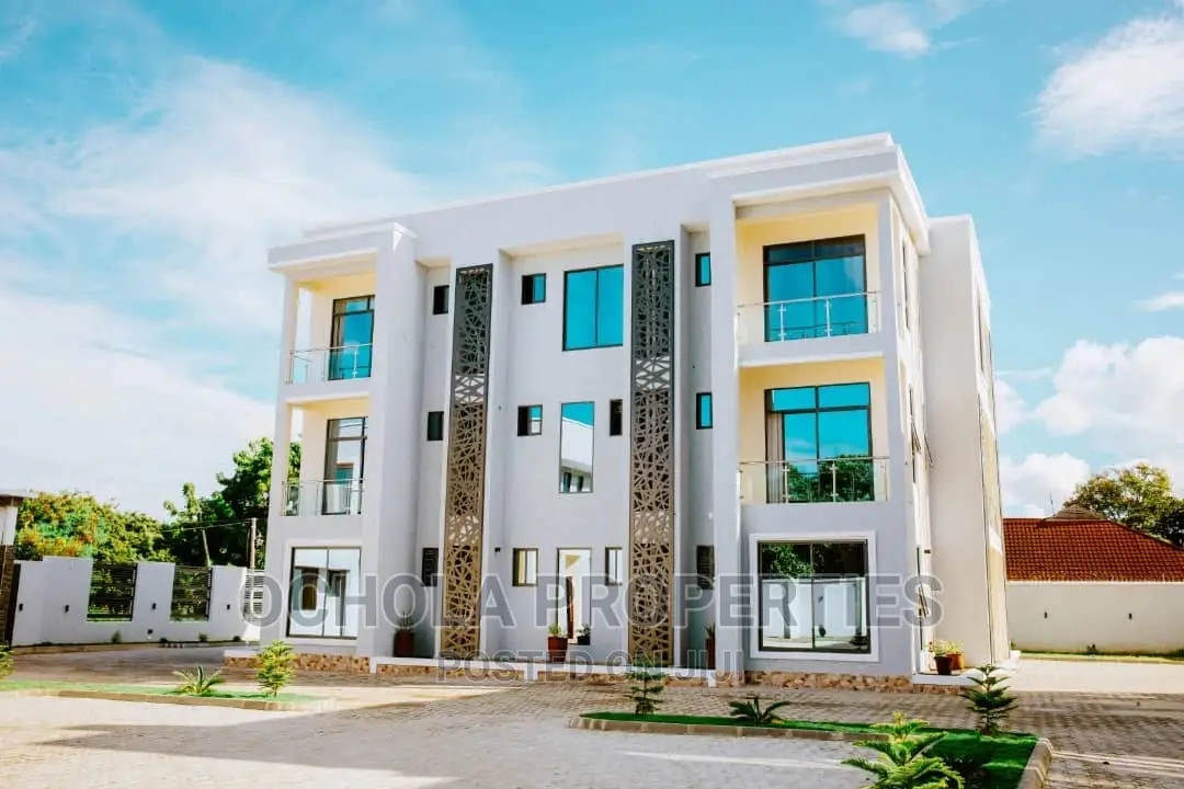 Furnished 3bdrm Apartment in Masaki for rent