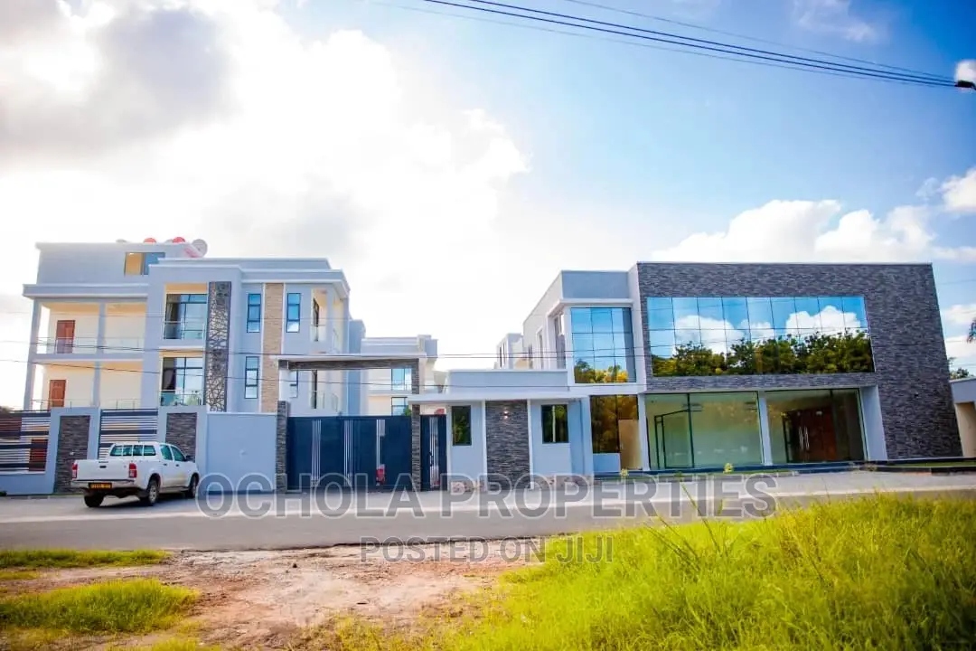 Furnished 3bdrm Apartment in Masaki for rent