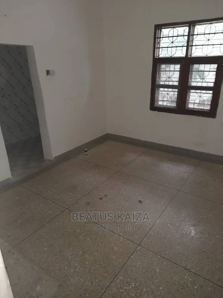 3bdrm Bungalow in Kinondoni Studio for rent