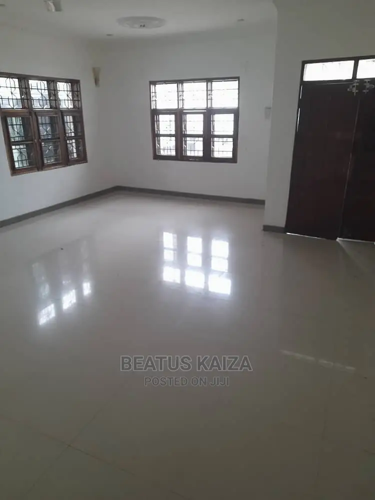 3bdrm Bungalow in Kinondoni Studio for rent