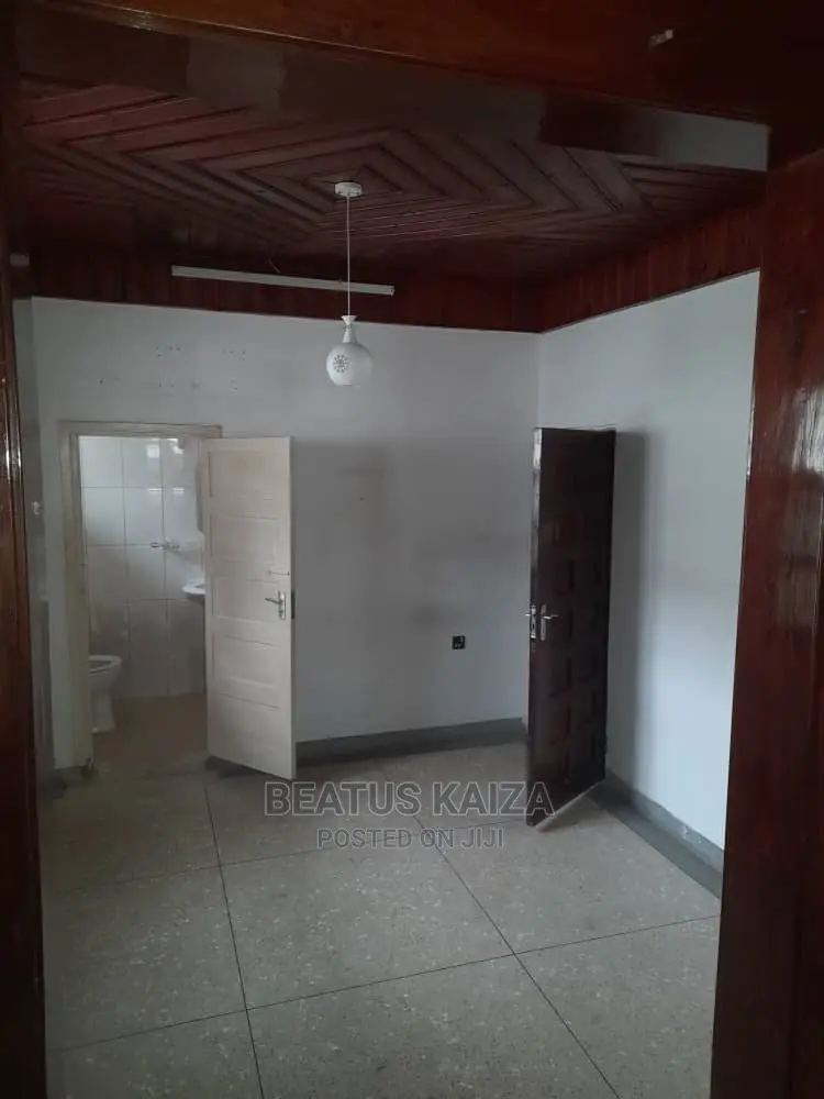 3bdrm Bungalow in Kinondoni Studio for rent