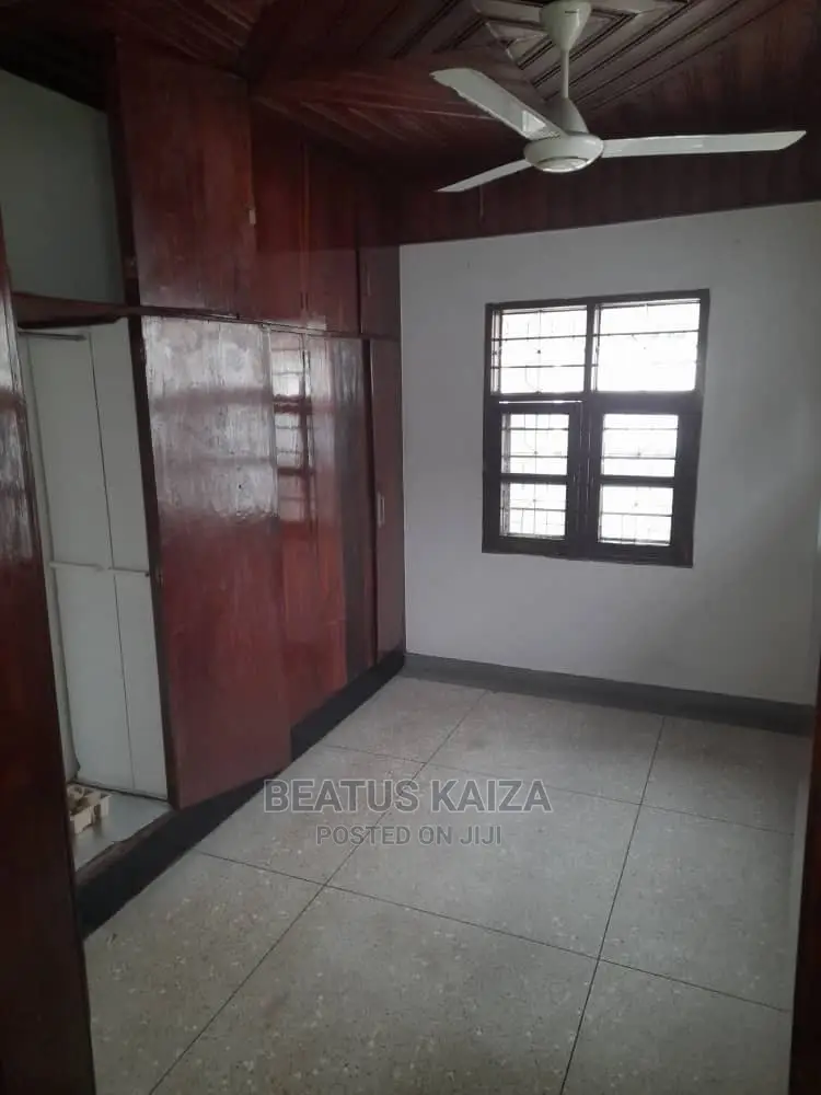 3bdrm Bungalow in Kinondoni Studio for rent