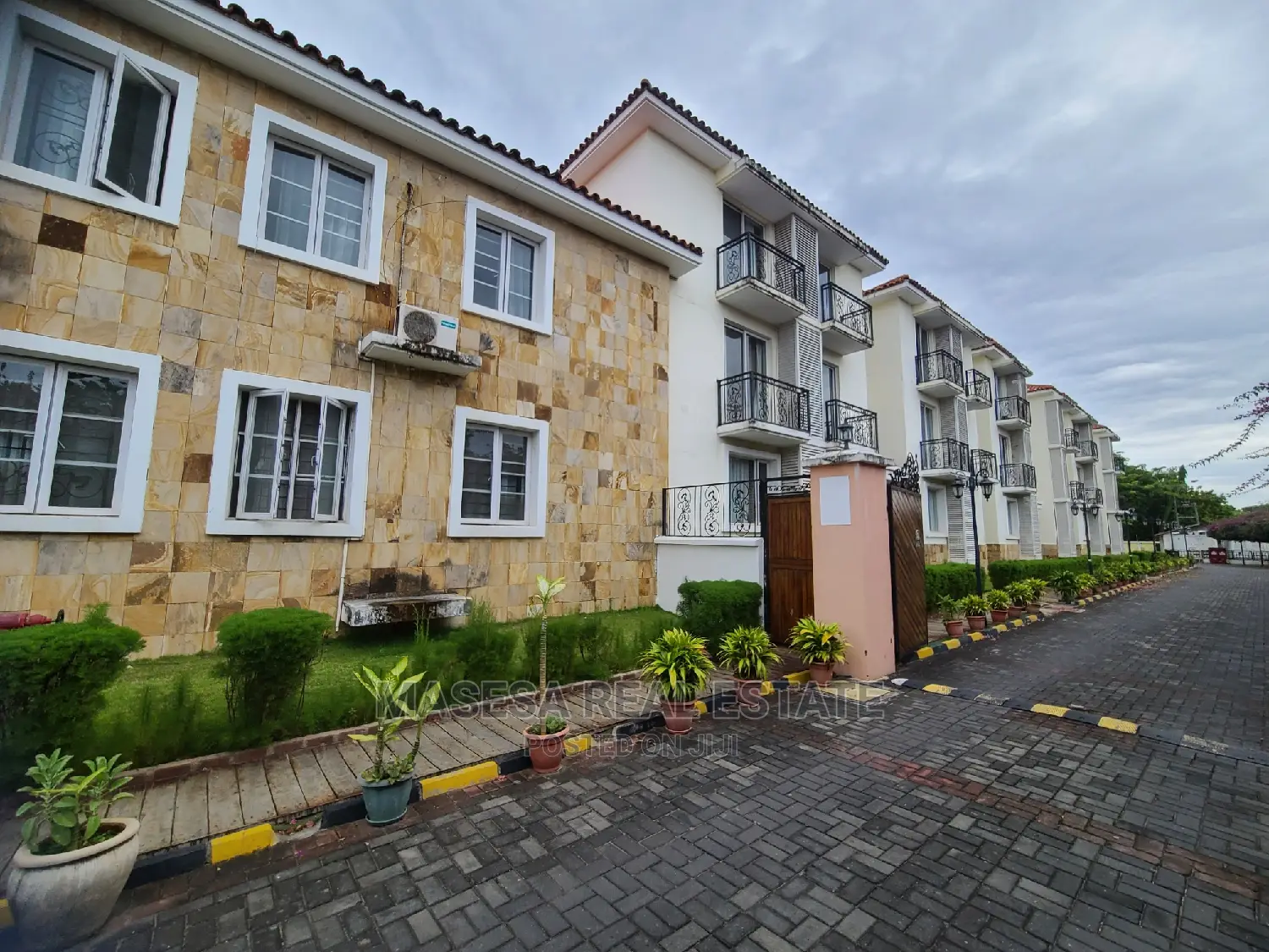 Furnished 2bdrm Apartment in Masaki for rent