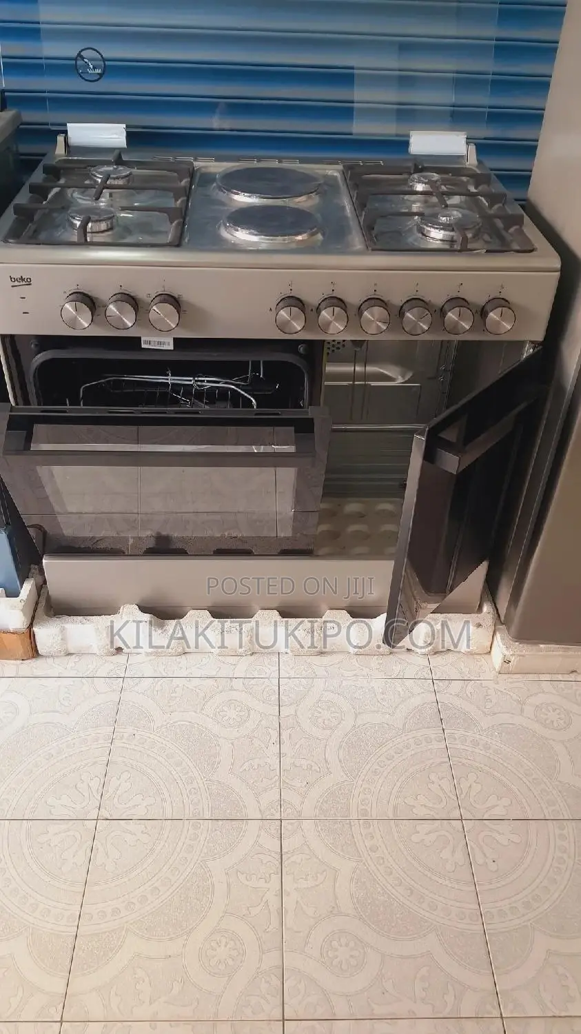 Beko Oven With 6 Bunners Big Size