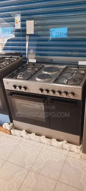 Beko Oven With 6 Bunners Big Size