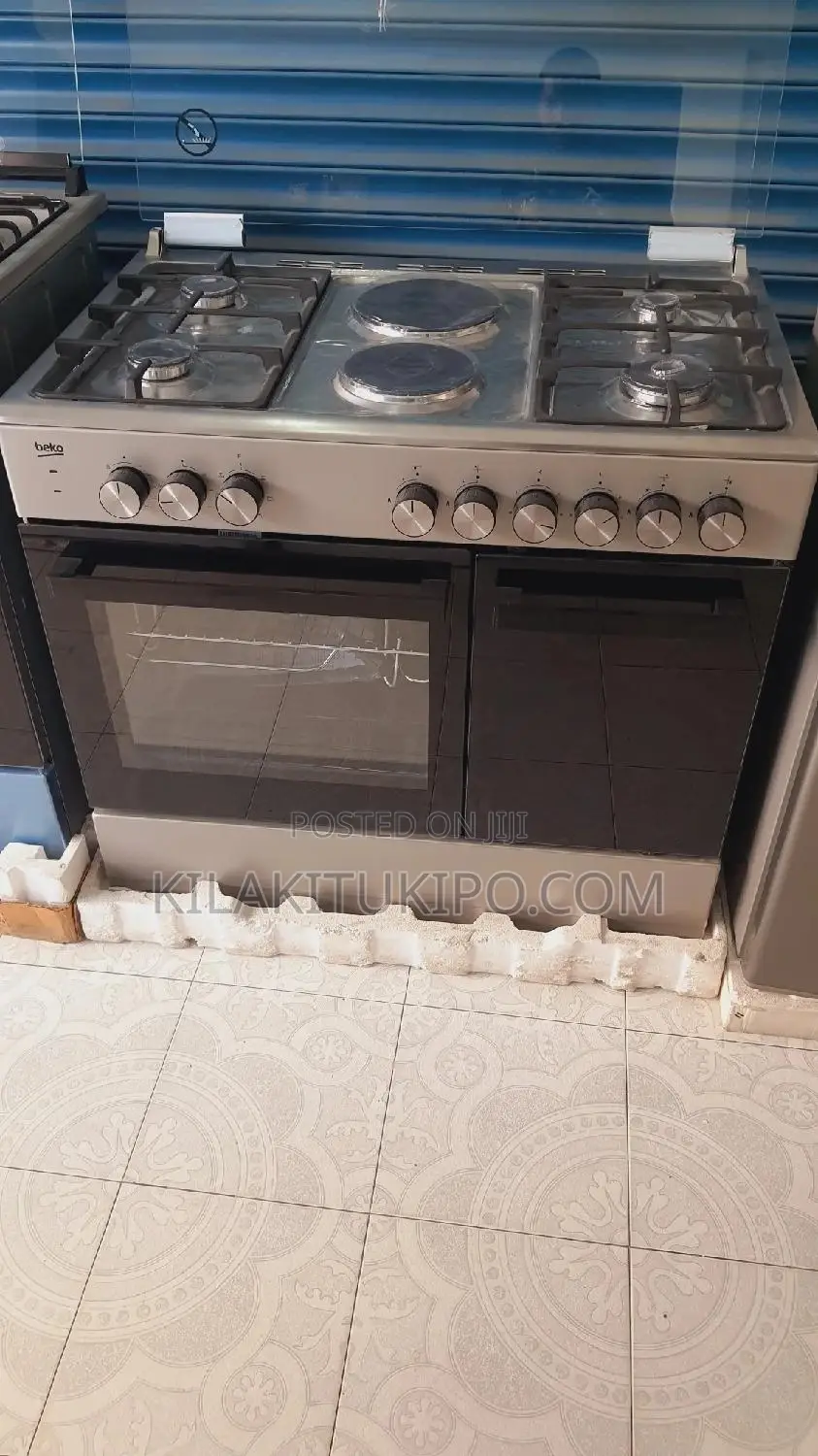 Beko Oven With 6 Bunners Big Size