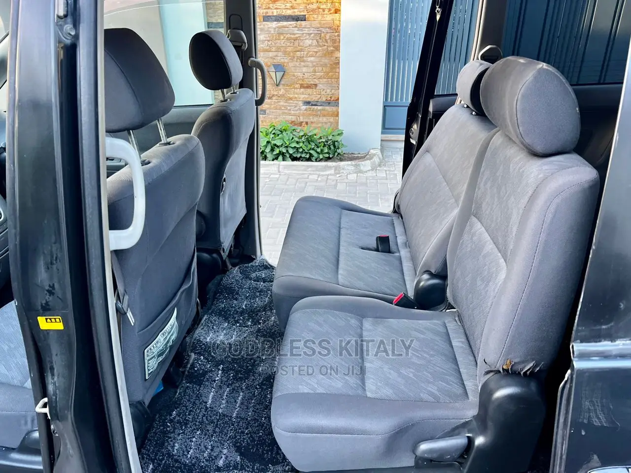 Toyota Noah 2003 Black