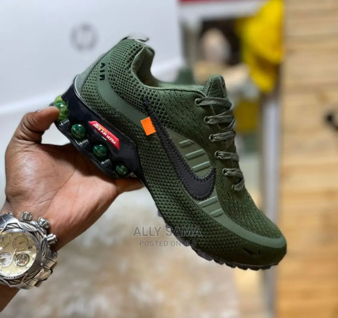 Nike Sneakers
