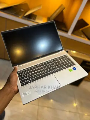 New Laptop HP ProBook 450 G8 16GB Intel Core I7 SSD 512GB