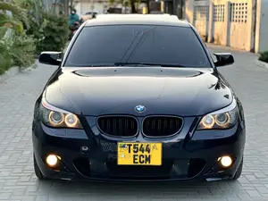 BMW 525i 2007 Black