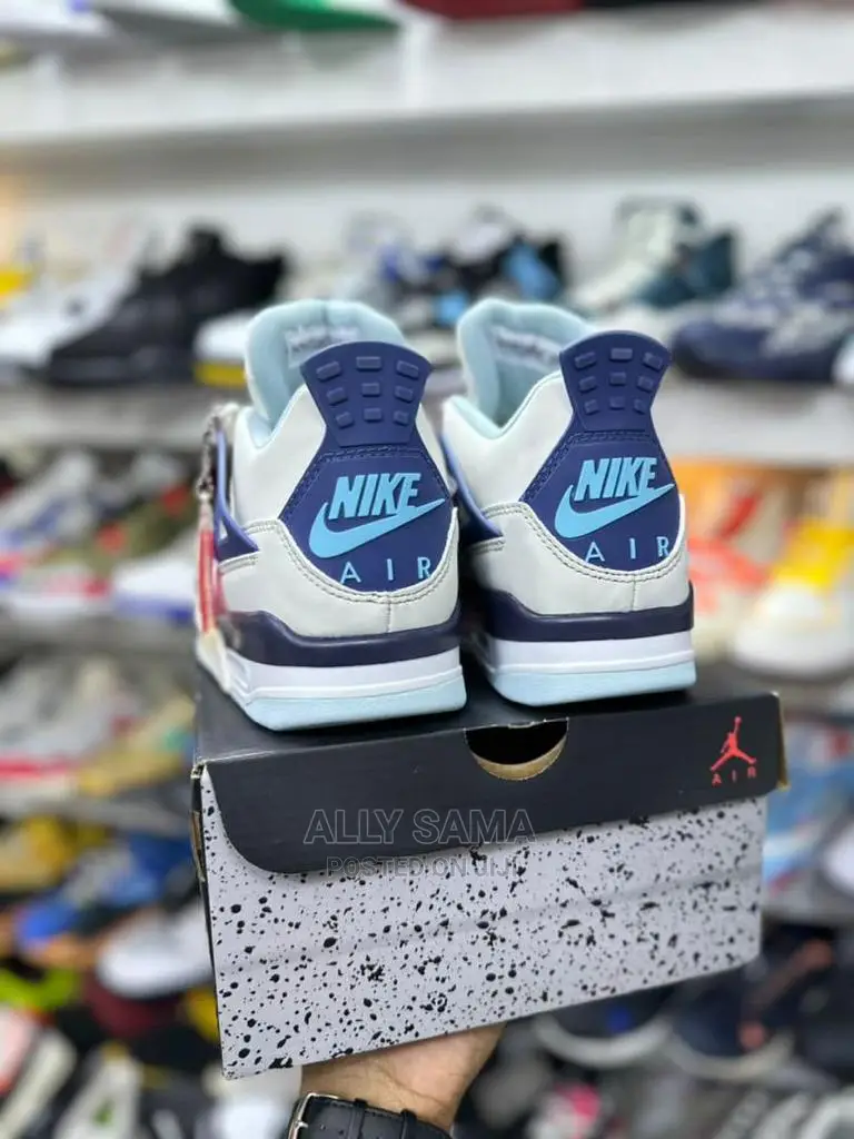 Nike Jordan 4 Sneakers