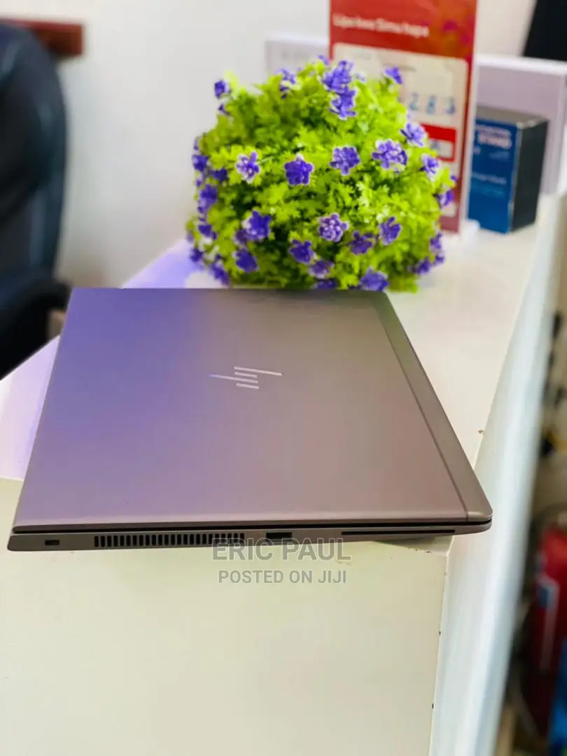 New Laptop HP ZBook 14u G5 8GB Intel Core I7 SSD 256GB