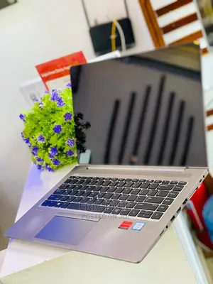 New Laptop HP ZBook 14u G5 8GB Intel Core I7 SSD 256GB