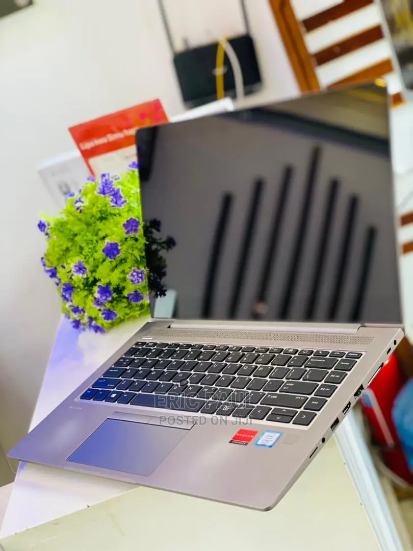 New Laptop HP ZBook 14u G5 8GB Intel Core I7 SSD 256GB