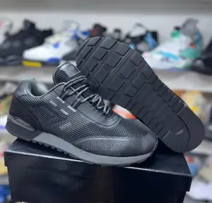 Photo - Hugo Boss Sneakers