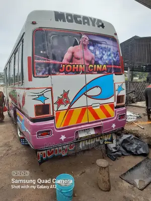 Mitsubishi Fuso Rosa 2010 White
