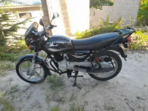 Bajaj Boxer 125 2022 Black
