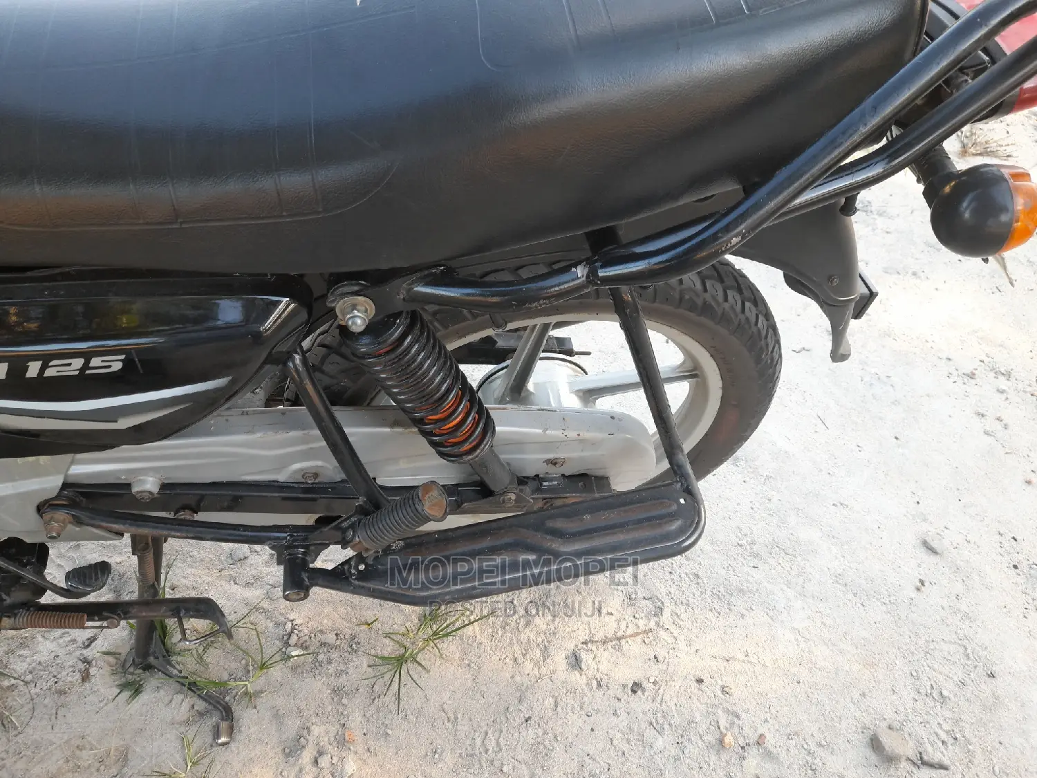 Bajaj Boxer 125 2022 Black