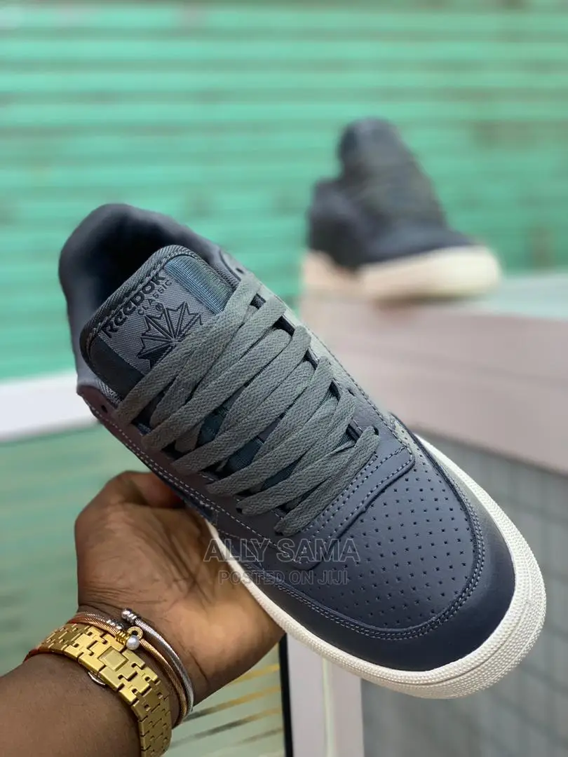Reebok's Sneakers