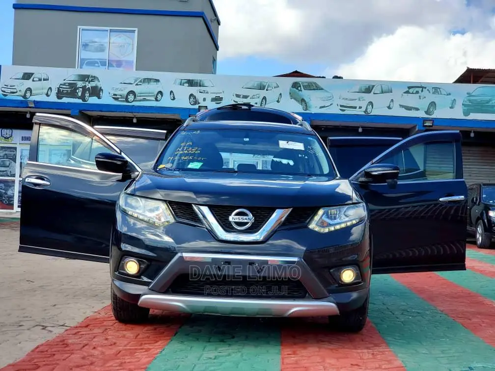 Nissan X-Trail 2015 Black