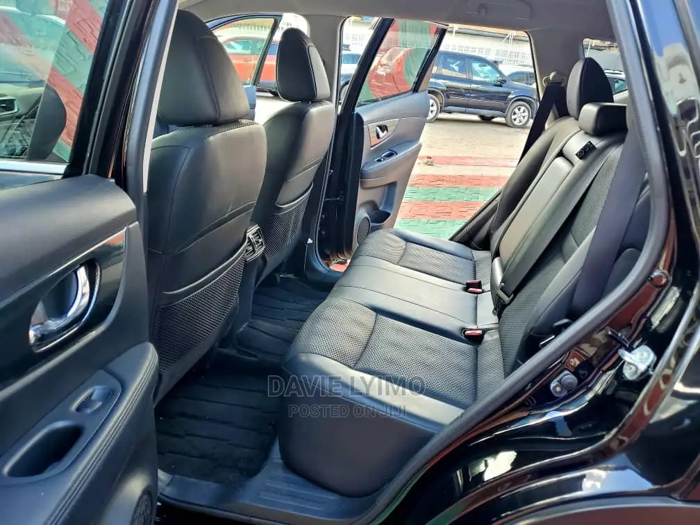 Nissan X-Trail 2015 Black