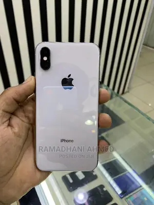 Apple iPhone XS 64 GB Silver