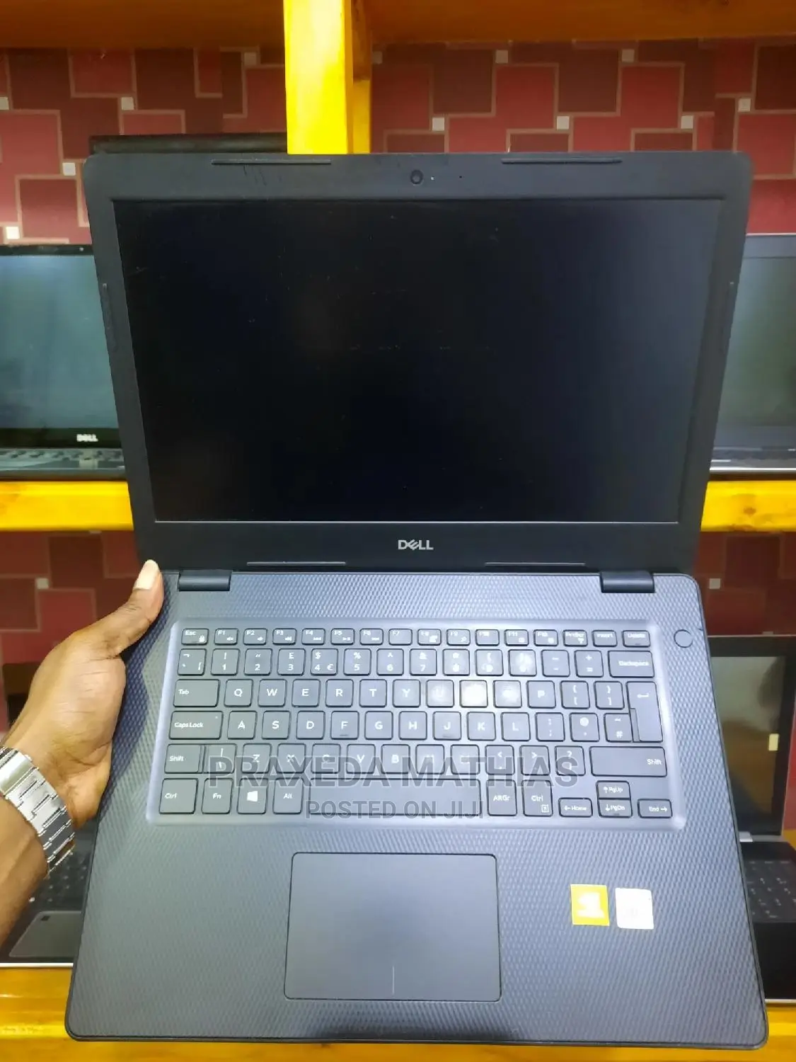 Laptop Dell Inspiron 14 3493 8GB Intel Core I7 SSD 256GB
