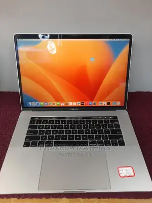 Laptop Apple MacBook Pro 2019 16GB Intel Core I7 SSD 512GB