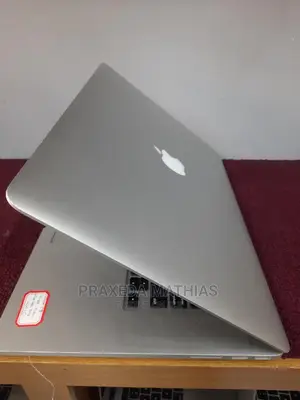 Laptop Apple MacBook Pro 2019 16GB Intel Core I7 SSD 512GB