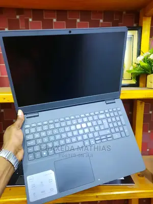Laptop Dell Inspiron 15 8GB Intel Core I5 HDD 500GB