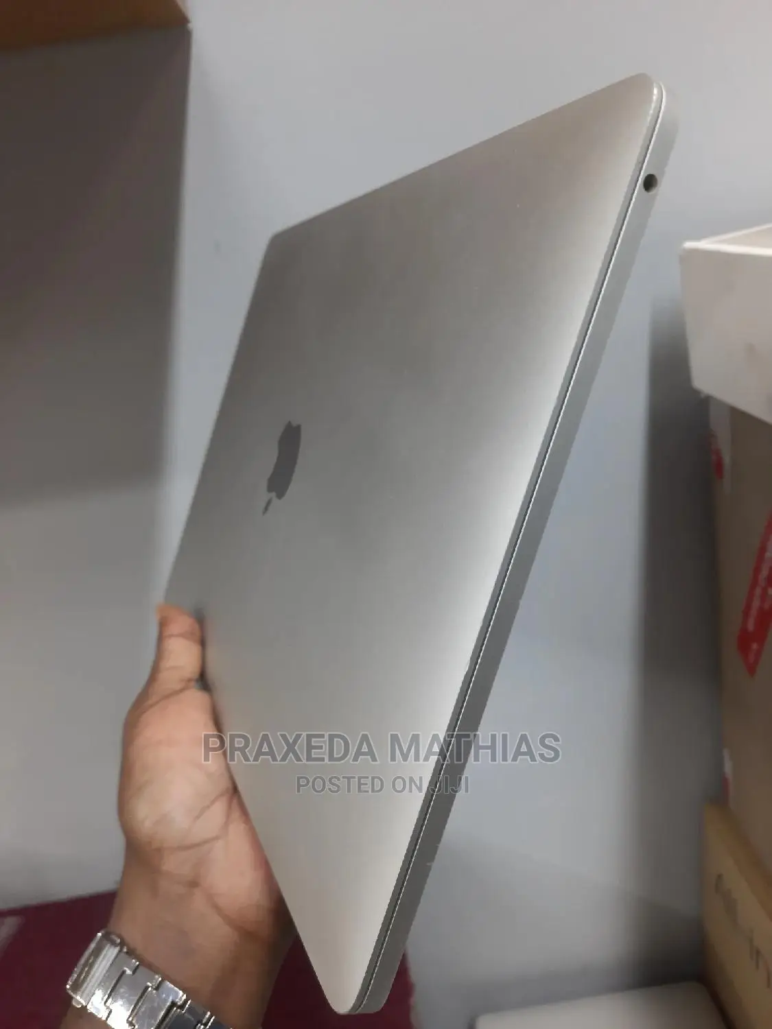 Laptop Apple MacBook Pro 2017 16GB Intel Core I7 SSD 256GB