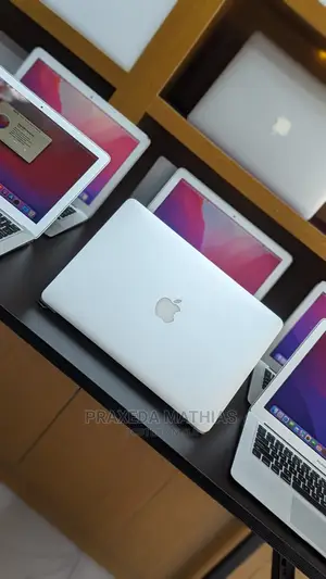Laptop Apple MacBook Air 2015 8GB Intel Core I7 SSD 256GB