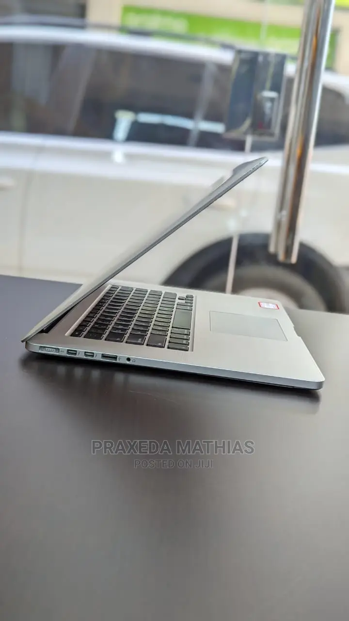 Laptop Apple MacBook Pro 2015 16GB Intel Core I7 SSD 512GB