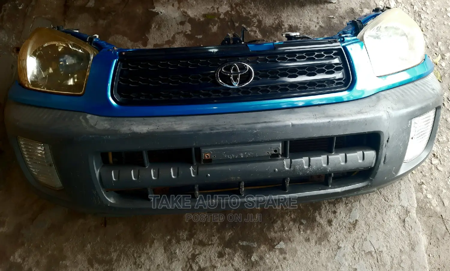 Toyota RAV4 2002 Nosecut
