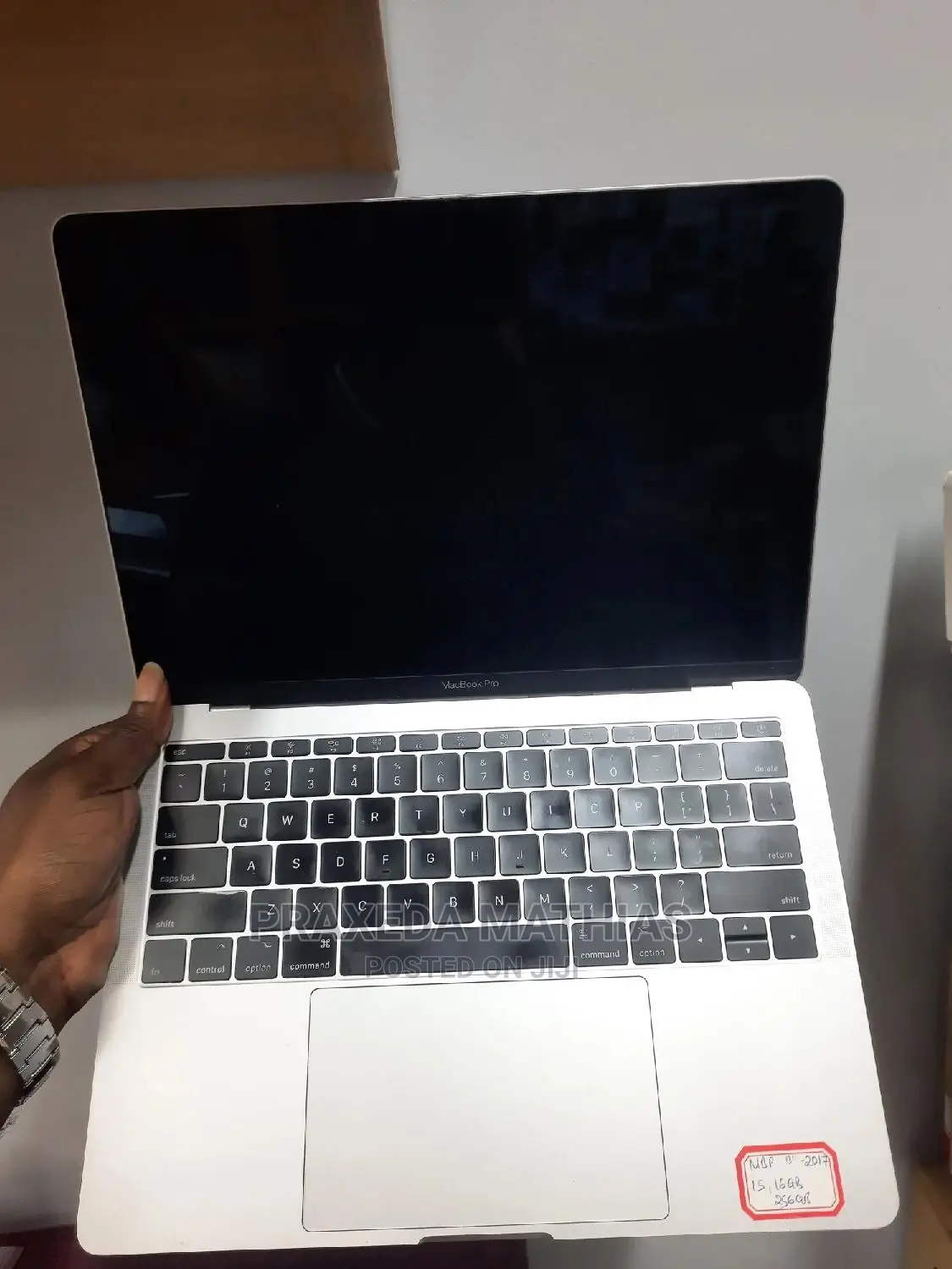 Laptop Apple MacBook Pro 2017 16GB Intel Core I7 SSD 256GB