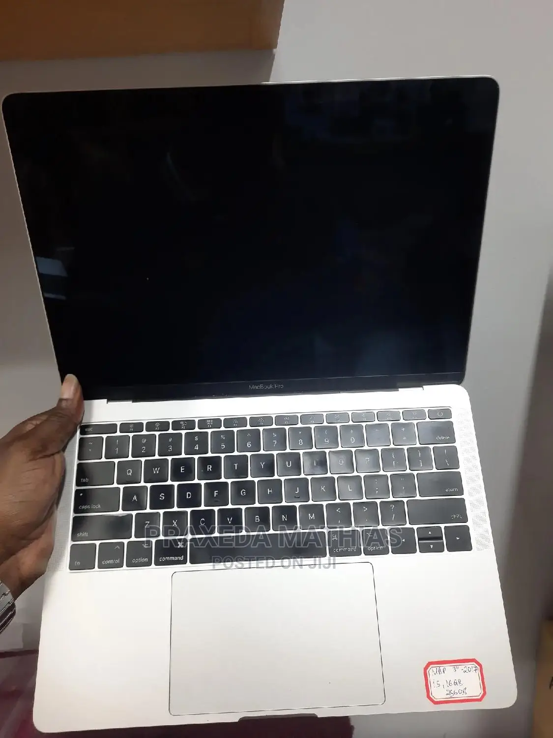 Laptop Apple MacBook Pro 2017 16GB Intel Core I7 SSD 256GB