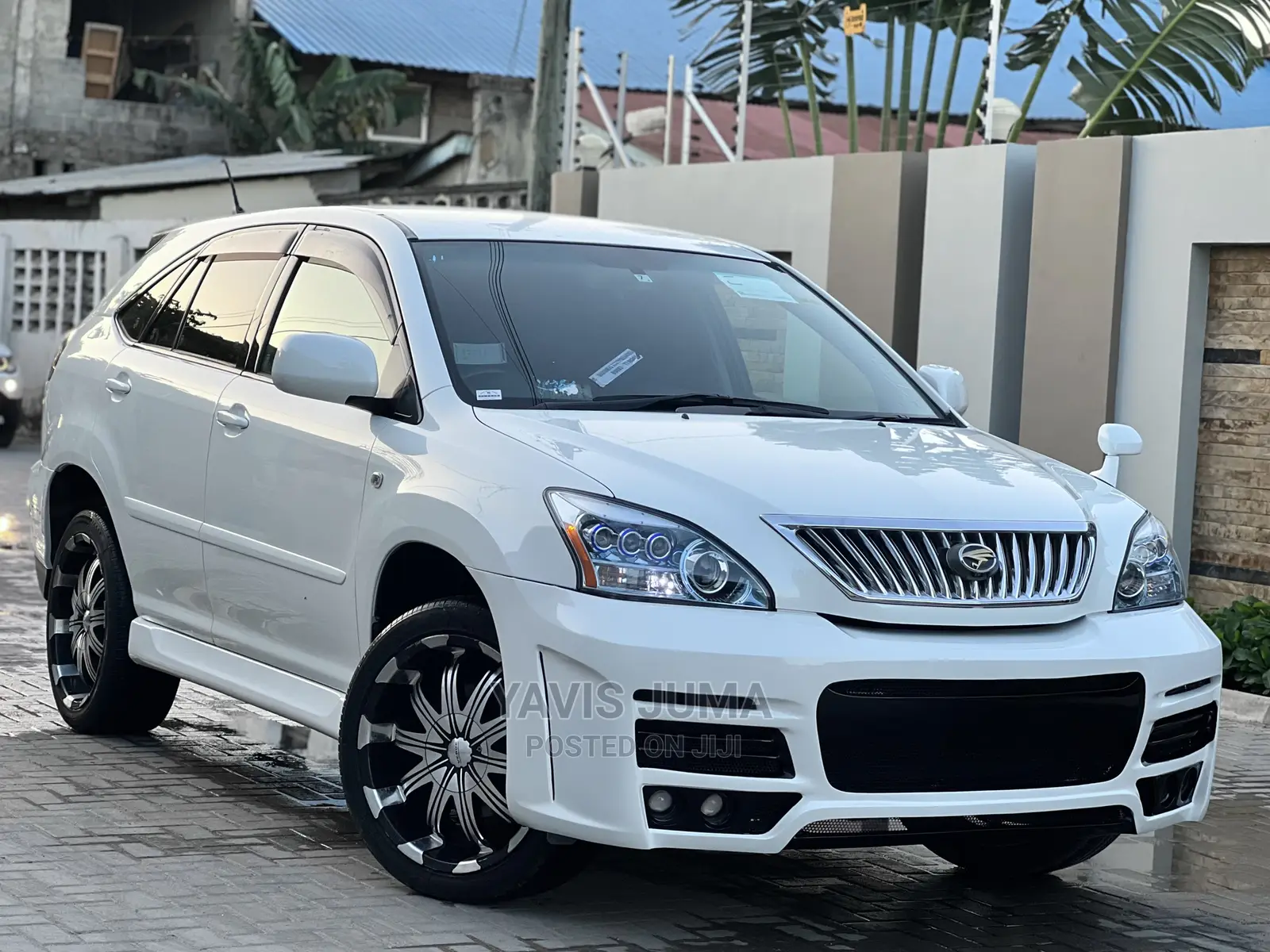 Toyota Harrier 2006 White