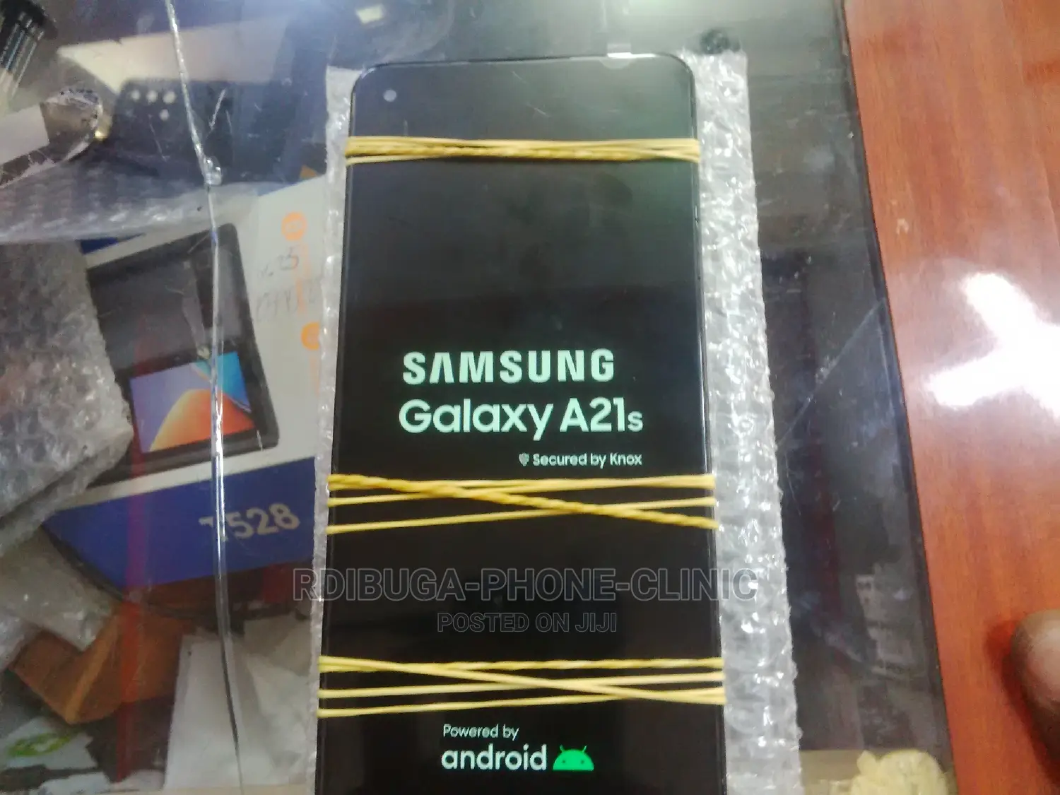 Original LCDS Available for Sale as Retail and Wholesale