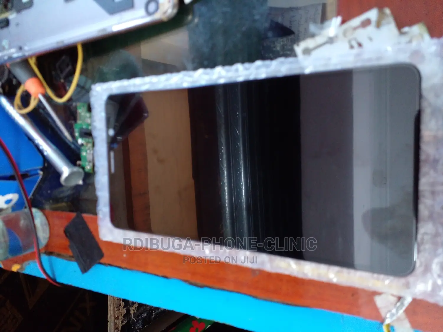 Original LCDS Available for Sale as Retail and Wholesale