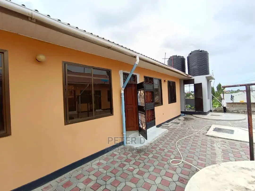 2bdrm Apartment in Kimara for rent