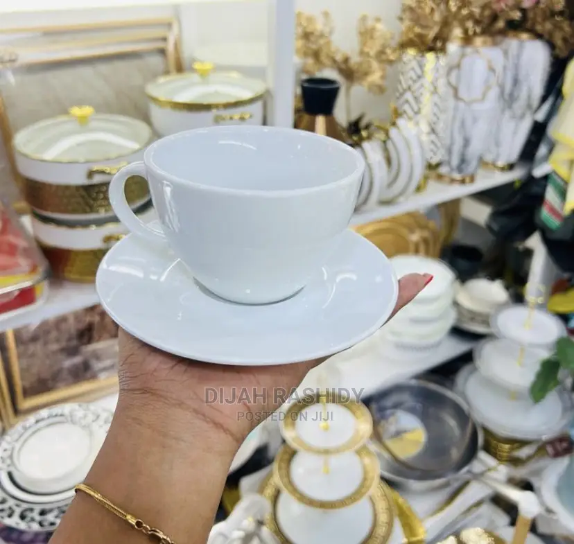 Cupsaucer White
