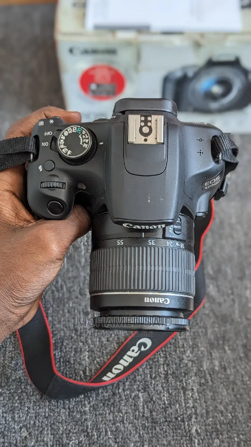Canon EOS 1200D
